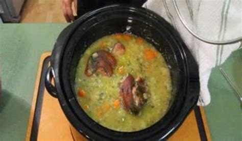 slow-cooked-split-pea-soup-with-ham-shank-231 image
