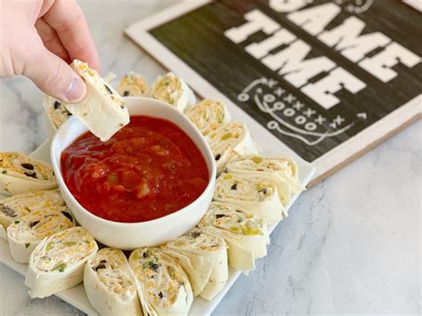 game-day-appetizer-recipe-green-chili-tortilla-roll-ups image
