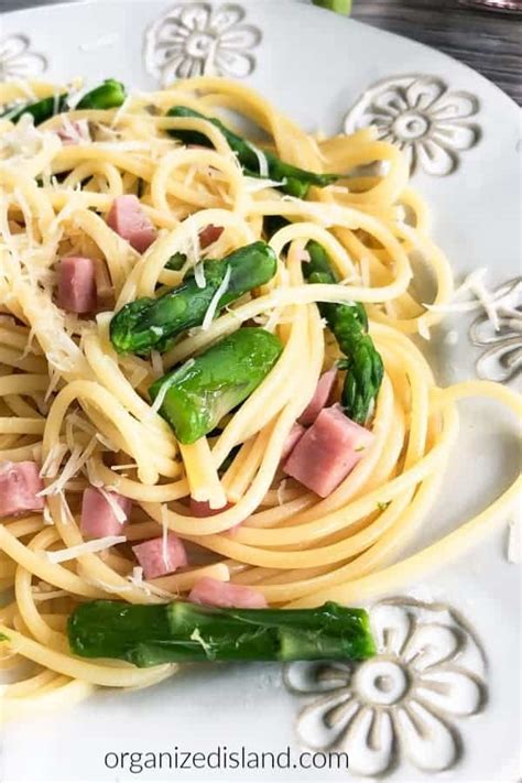 ham-and-asparagus-spaghetti-organized-island image