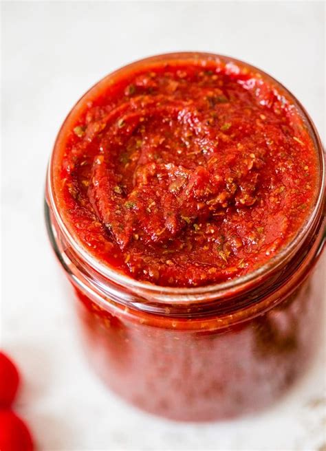 easy-homemade-pizza-sauce-recipe-5-minutes image