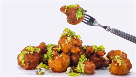 how-to-make-buffalo-cauliflower-wings-the-sauce-the-wings image