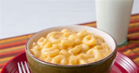 old-fashioned-baked-macaroni-and-cheese image