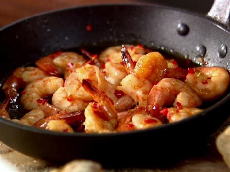 whisky-and-chili-jumbo-shrimp-recipes-cooking image