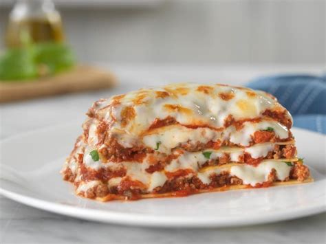 oven-ready-easy-3-layer-meat-lasagna-barilla image