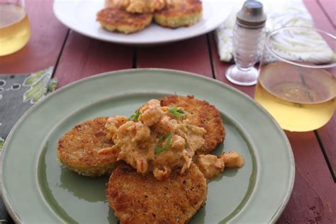 fried-green-tomatoes-with-crawfish-in-a-warm image