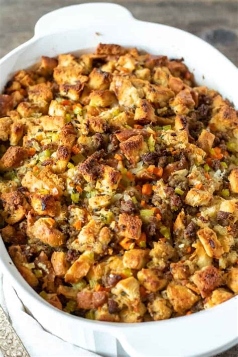 old-fashioned-bread-stuffing-with-sausage image