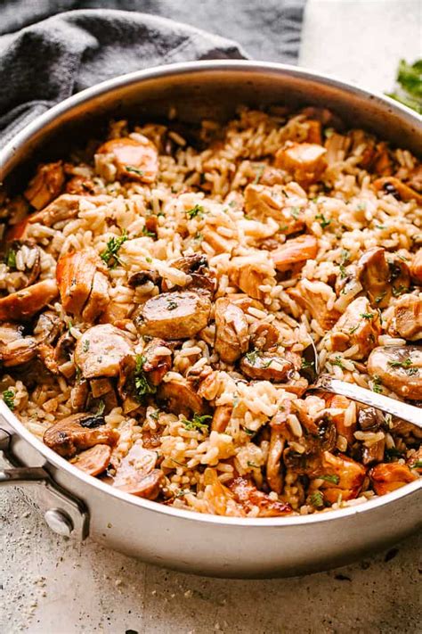one-pot-chicken-and-rice-with-mushrooms-easy image