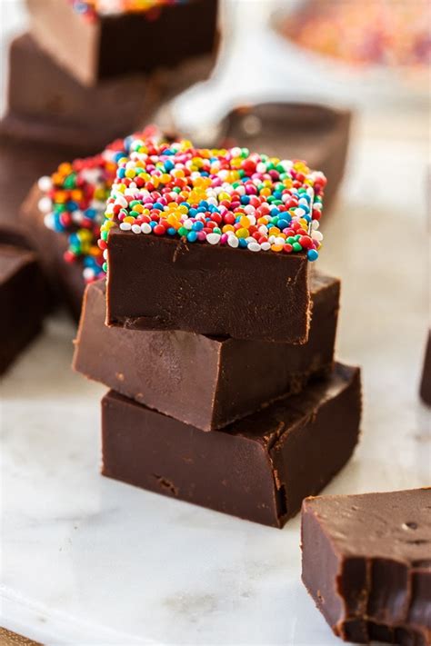 easy-dark-chocolate-fudge-rich-indulgent-simple image