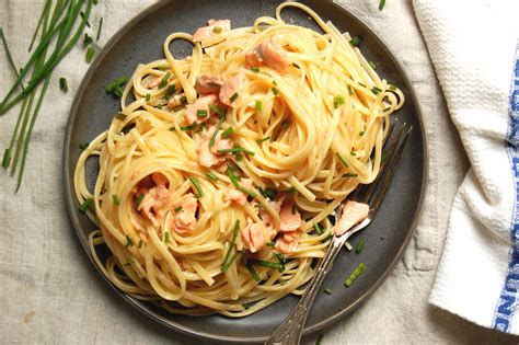 smoked-salmon-pasta-creamy-easy-recipe-unpeeled image