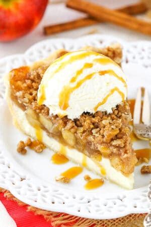 apple-crumb-cheesecake-pie-easy-apple-pie-cheesecake image