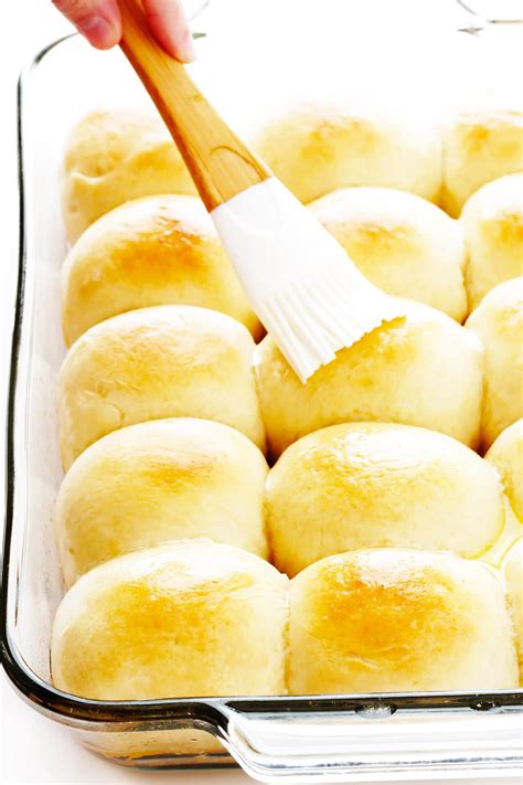 1-hour-soft-and-buttery-dinner-rolls image