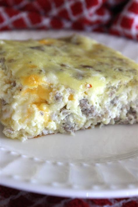breakfast-sausage-quiche-moms-cravings image