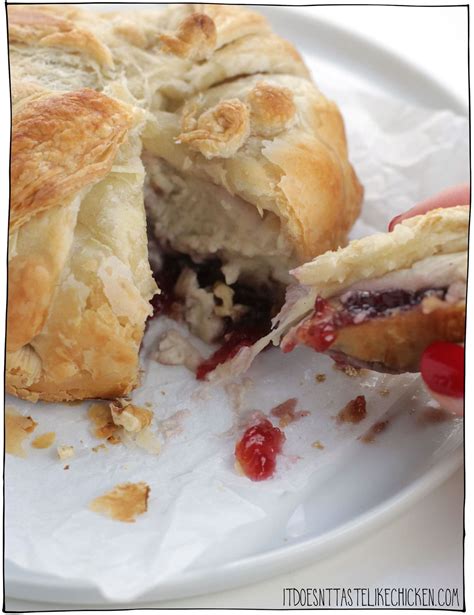 vegan-baked-brie-in-puff-pastry-it-doesnt-taste-like image