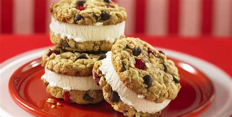 robinhood-oatmeal-fruit-cookies image