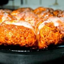 sweet-and-sticky-skillet-monkey-bread-comfortable-food image