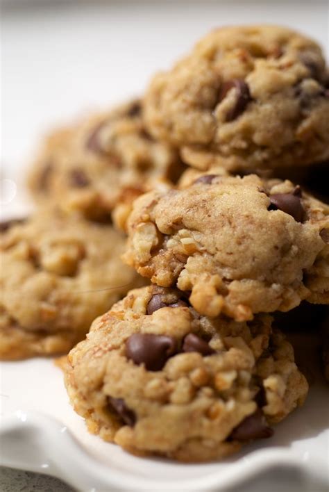 chocolate-chunk-pecan-cookies-bake-or-break image