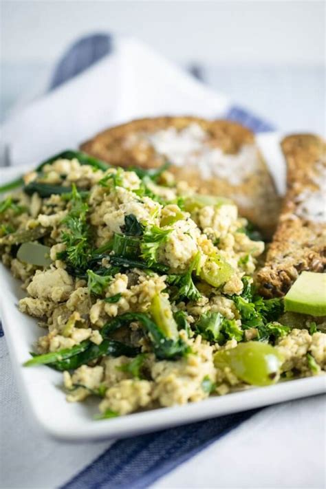 super-green-tofu-scramble-with-spinach-recipe-yup-its image