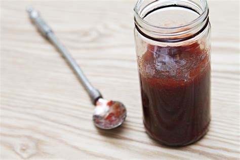 homemade-strawberry-balsamic-jam-food-style image