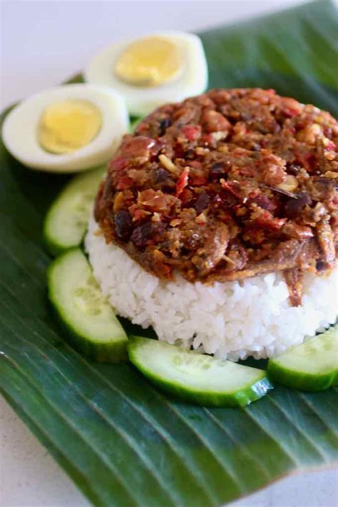 nasi-lemak-traditional-indo-malay-recipe-196-flavors image