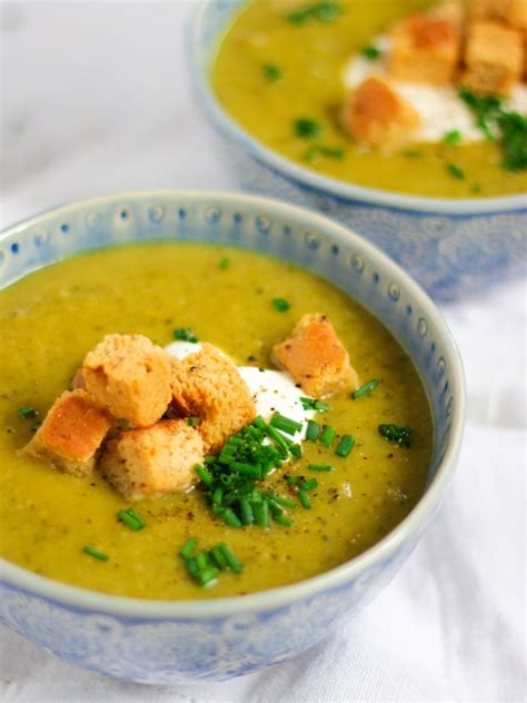 courgette-soup-recipe-with-parmesan-quick-healthy image