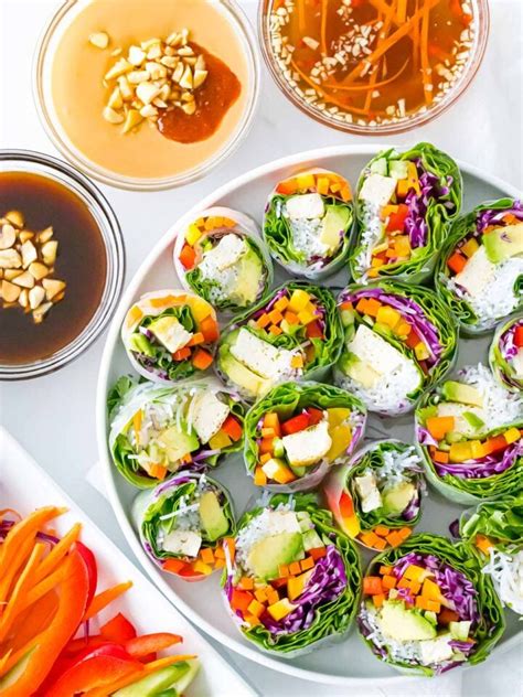 vegetarian-summer-rolls-with-3-dipping-sauces-drive image