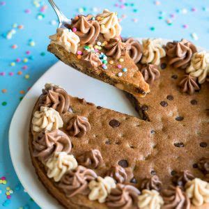 chocolate-peanut-butter-cookie-cake-peas-and-crayons image