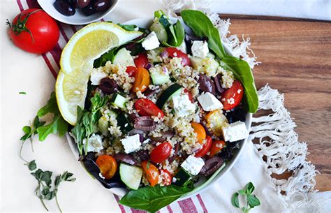 bulgur-greek-salad-recipe-life-by-daily-burn image