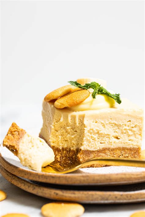 banana-pudding-cheesecake-bars-butter-be-ready image