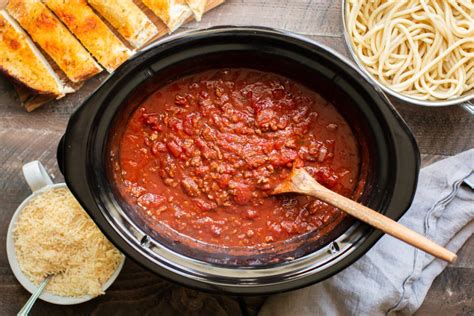 slow-cooker-spaghetti-sauce image