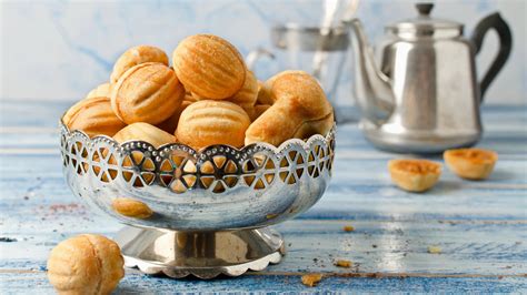 top-10-most-favorite-russian-pastries-invented-in-the-ussr image