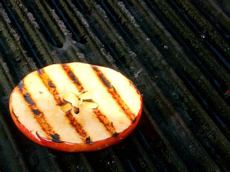 easy-grilled-apples-theres-an-apple-for-that image