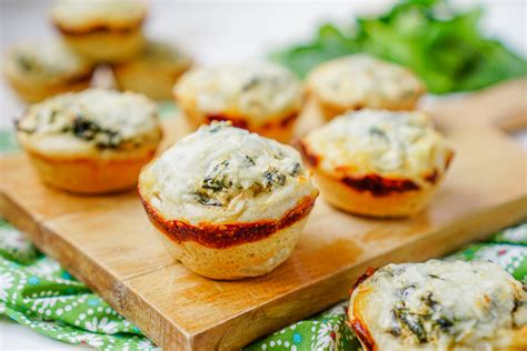 individual-spinach-dip-bread-bowls-the-love-nerds image