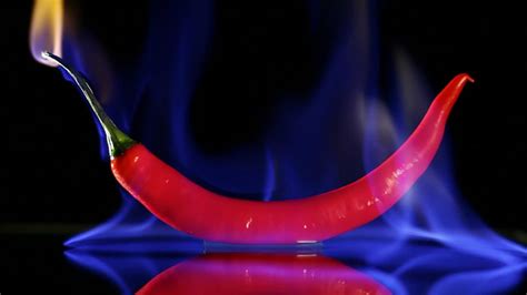10-amazing-health-benefits-to-eating-hot-peppers image