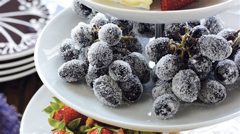 frosted-autumn-grapes-sobeys-inc image