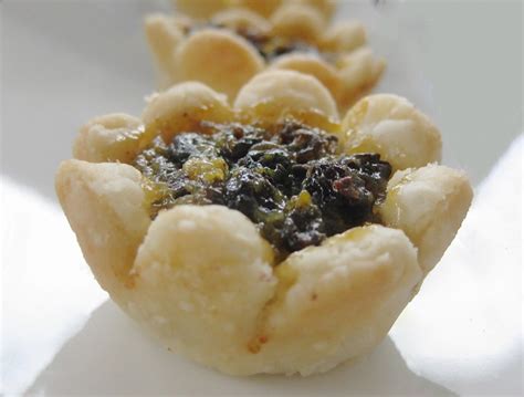 canadian-butter-tarts-my-grandmother-maudes-famous image