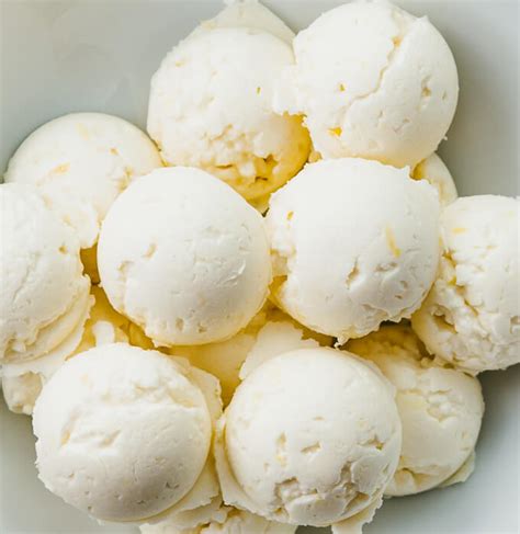 lemon-cheesecake-fat-bombs-with-cream-cheese image