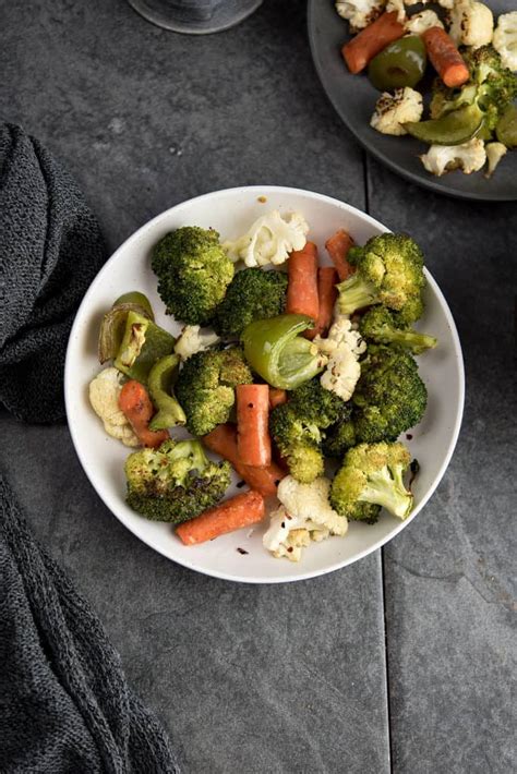 spicy-roasted-vegetables-pepper-bowl image