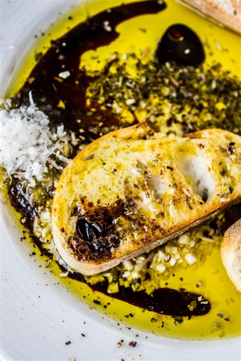 restaurant-style-olive-oil-and-balsamic-bread-dip-the image