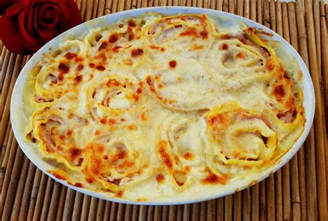 baked-pasta-roses-with-ham-and-cheese-the-pasta image