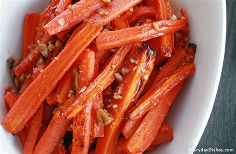 roasted-carrots-with-maple-syrup-and-pecans image