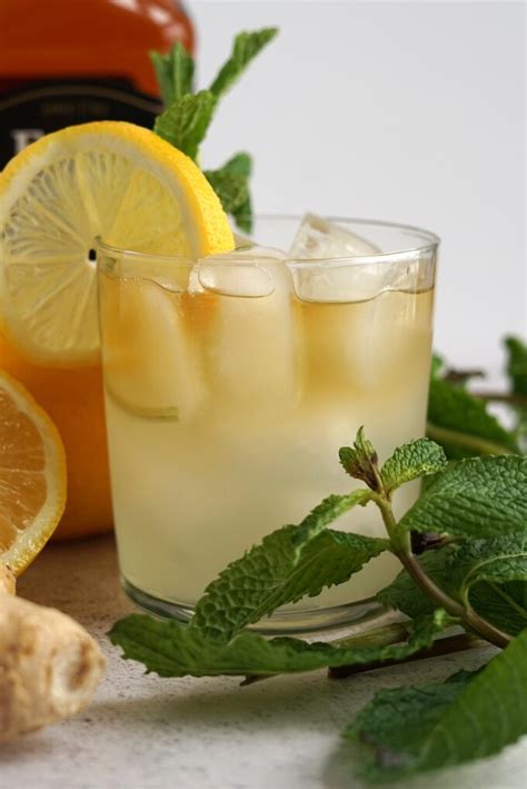 kentucky-lemonade-snacks-and-sips image