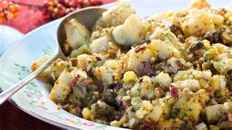 oyster-stuffing-food-channel image