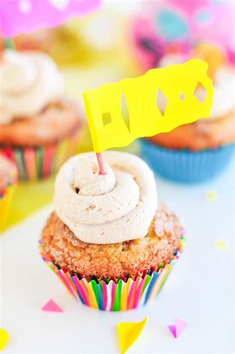 celebrate-cinco-de-mayo-the-easiest-churro-cupcakes image