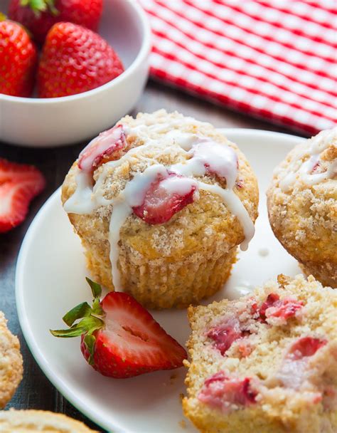 strawberry-crumb-muffins-an-easy-strawberry-muffin image