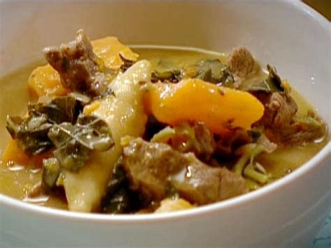 beef-pepperpot-stew-with-spillers image