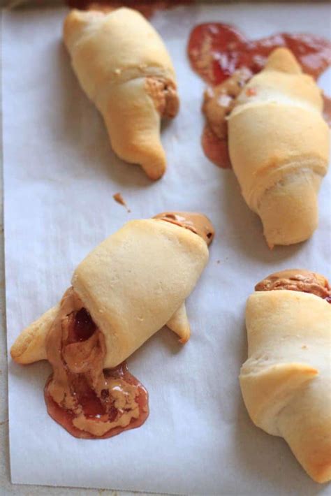 peanut-butter-and-jelly-wraps-fun-snack-for-kids-and image