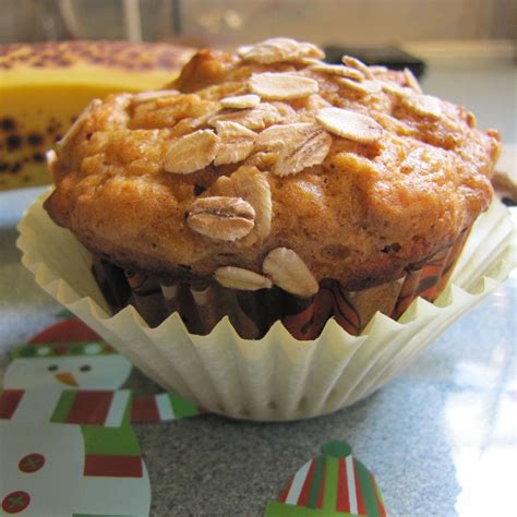 best-pumpkin-banana-oatmeal-muffins-recipe-food52 image