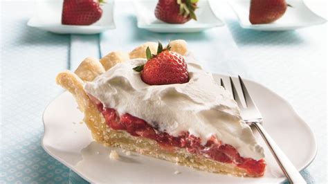 stuffed-crust-strawberry-cream-pie-recipe-pillsburycom image