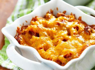 macaroni-with-cheese-and-ground-beef-readers image