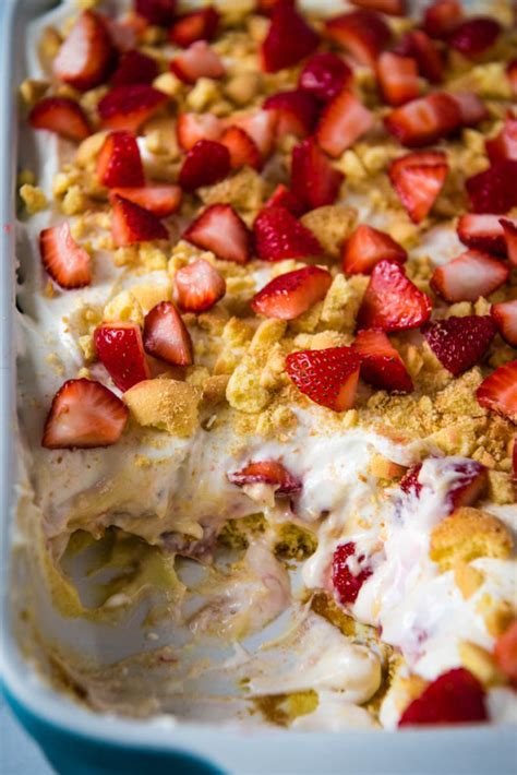 no-bake-strawberry-lush-dessert-flour-on-my-fingers image